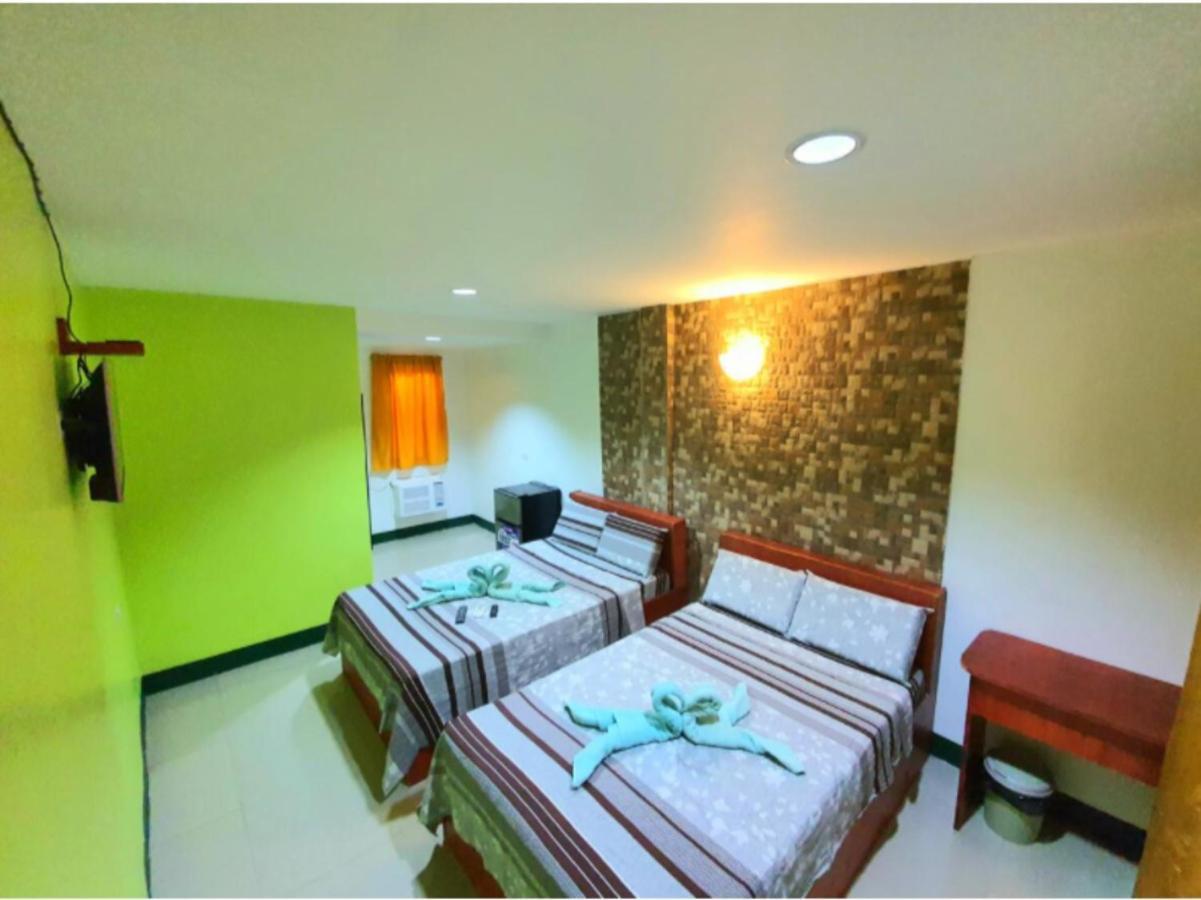 Aosmec Square Hotel Мактан Екстериор снимка