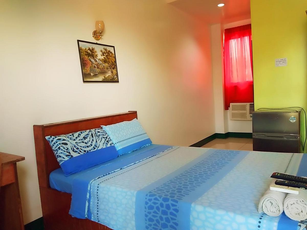 Aosmec Square Hotel Мактан Екстериор снимка
