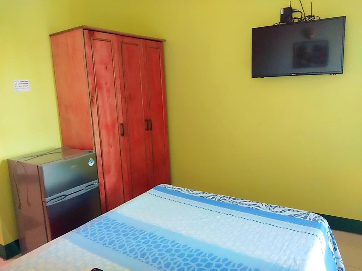 Aosmec Square Hotel Мактан Екстериор снимка