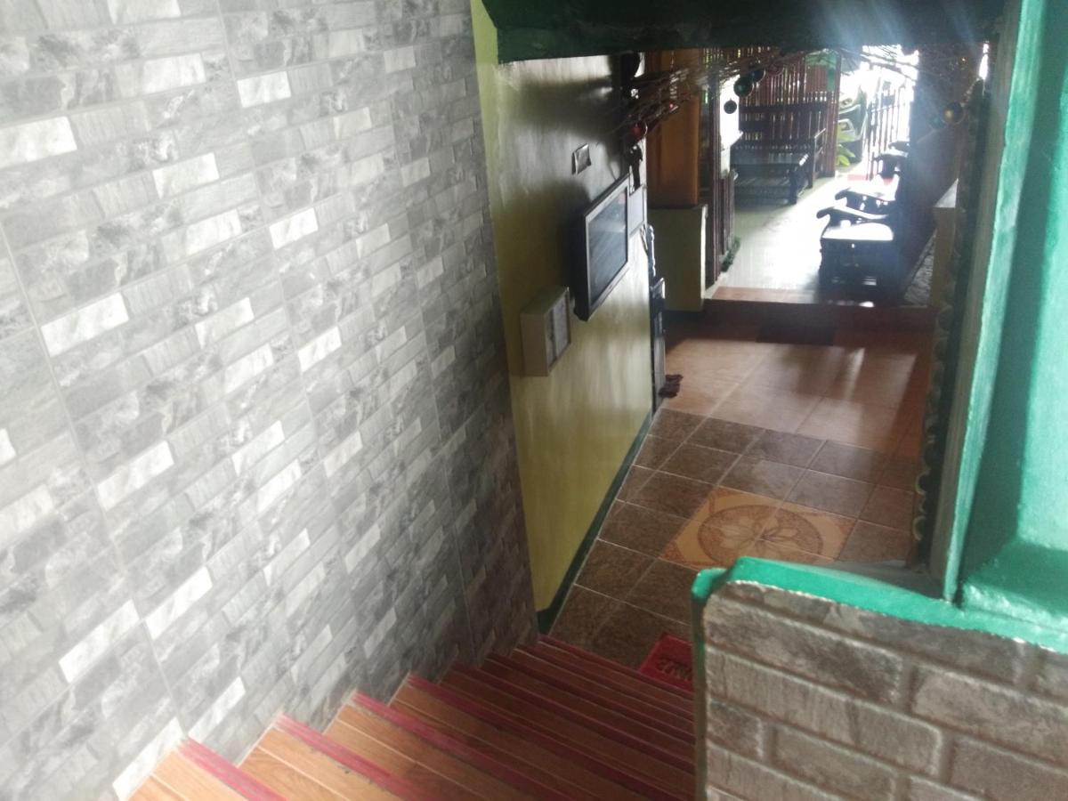 Aosmec Square Hotel Мактан Екстериор снимка
