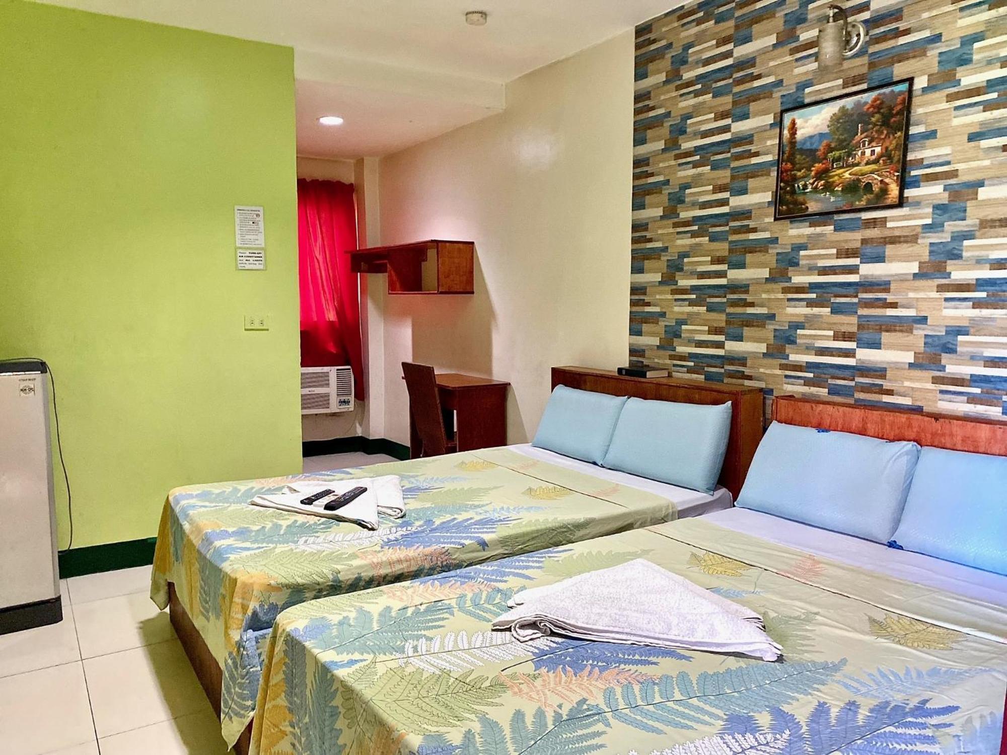 Aosmec Square Hotel Мактан Екстериор снимка